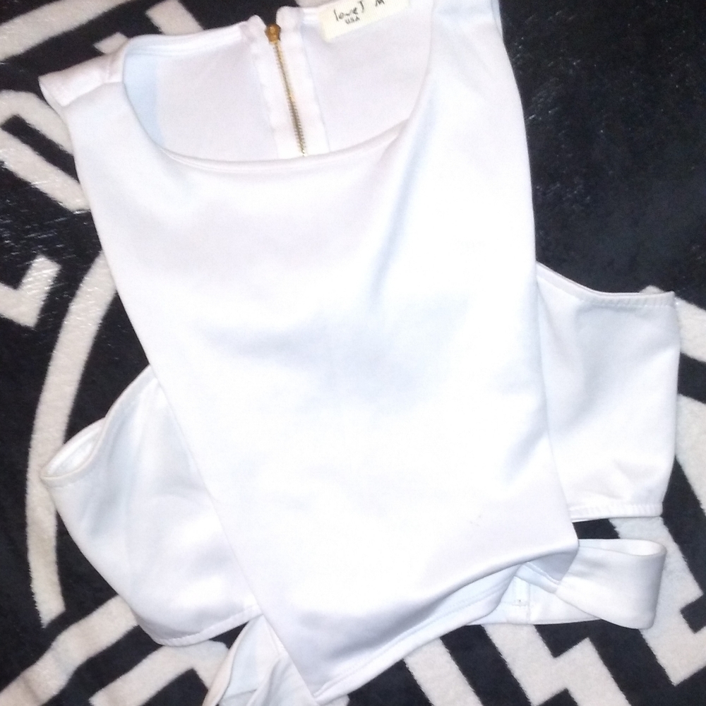 White crop top